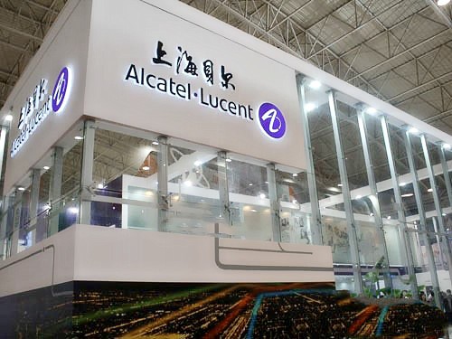 文章附图