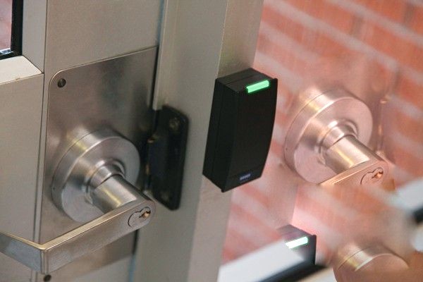 弱电工程​门禁系统安装与调试 