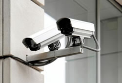 关于弱电工程监控安装施工，是怎么报价？