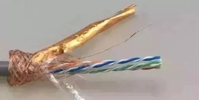 屏蔽网线、双绞线、超五类双屏蔽网线的作用如何区分？