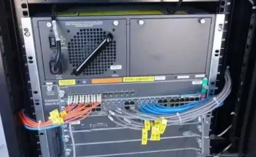 100路监控摄像头需要使用核心交换机吗？