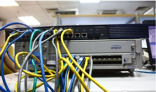 为什么使用poe交换机供电摄像机还是没有显示？