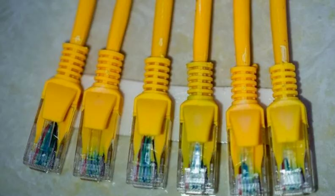 网线中的8根线分别代表什么意思？现在明白了吧！