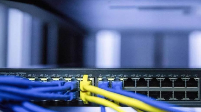 处理数据能力越强,交换机背板带宽和包转发率的数值越大