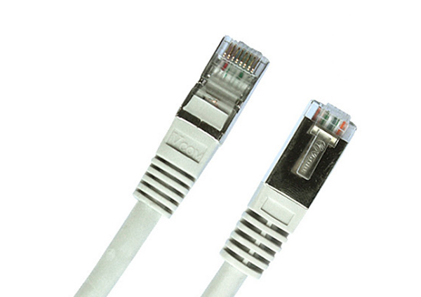 布线中如何进行跳线管理？(图1)