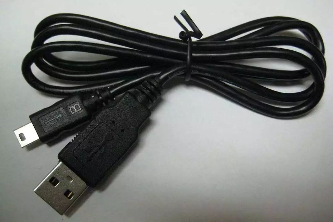 弱电施工技术,常用弱电信号电缆传输距离汇总讲解(图7) 弱电施工技术,常用弱电信号电缆传输距离汇总讲解(图7)