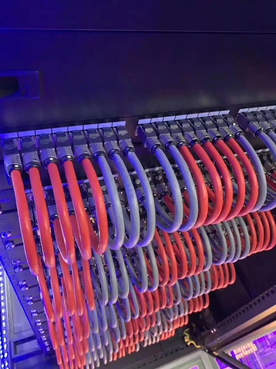 综合布线系统图 机柜内部理线方法(图2) 综合布线系统图 机柜内部理线方法(图2)