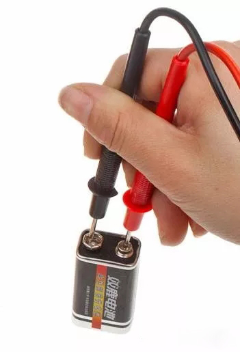 万用表、摇表、电笔的使用方法及作用简介(图2) 万用表、摇表、电笔的使用方法及作用简介(图2)