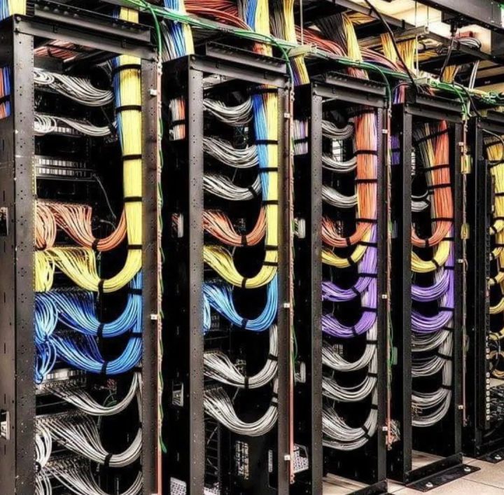 一组高端大气整齐的综合布线会是什么样的？(图8)