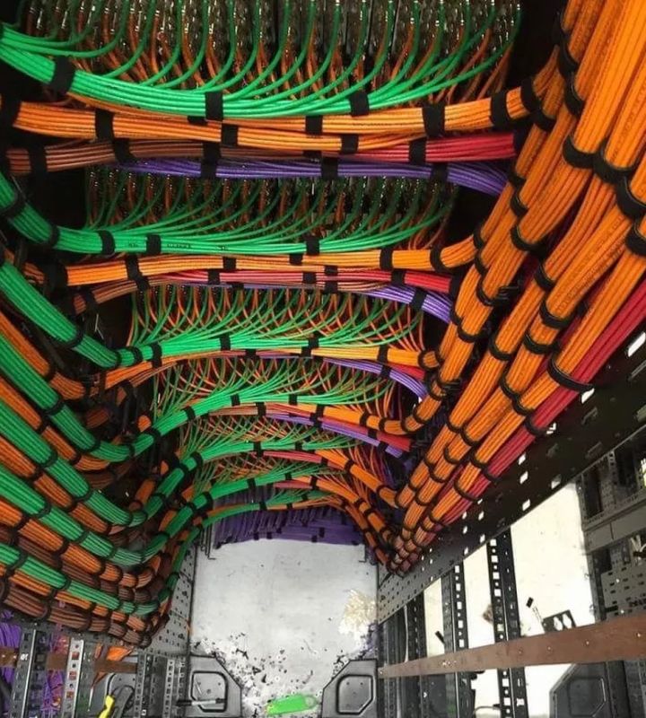 一组高端大气整齐的综合布线会是什么样的？(图6)