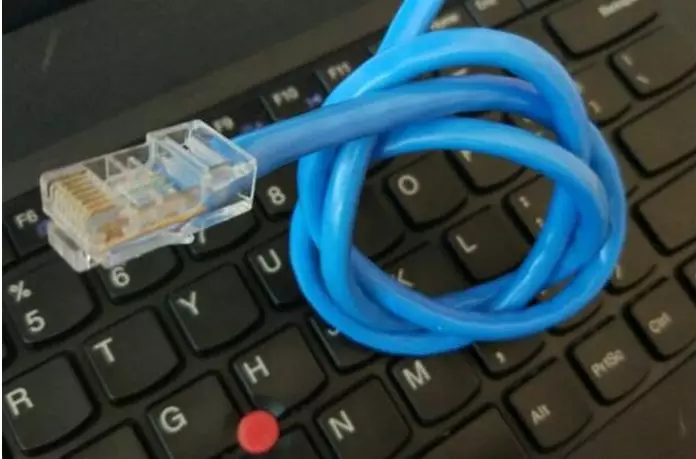 怎么区分双屏网线和非屏蔽网线?什么是超五类双屏蔽网线?(图1) 怎么区分双屏网线和非屏蔽网线?什么是超五类双屏蔽网线?(图1)