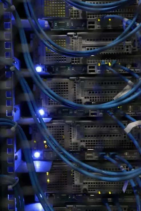 亚洲最大的腾讯数据中心机房是怎样的?(图2) 亚洲最大的腾讯数据中心机房是怎样的?(图2)