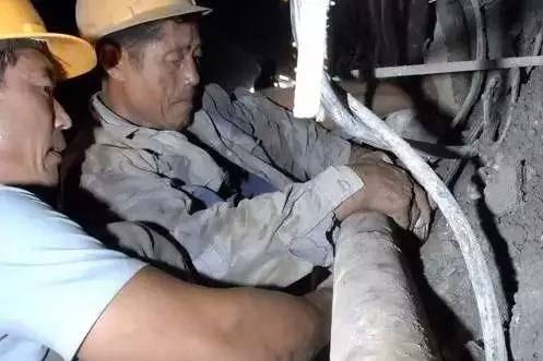 工程行业最危险工种排行榜,他们是祖国建设最可爱的人!(图10) 工程行业最危险工种排行榜,他们是祖国建设最可爱的人!(图10)