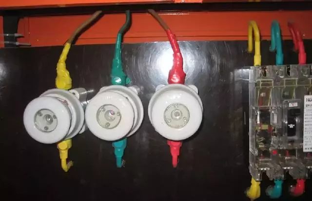 最全的施工现场临时用电,配电箱、电缆、照明、临电安全管理方案(图6) 最全的施工现场临时用电,配电箱、电缆、照明、临电安全管理方案(图6)