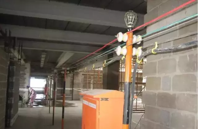 最全的施工现场临时用电,配电箱、电缆、照明、临电安全管理方案(图11) 最全的施工现场临时用电,配电箱、电缆、照明、临电安全管理方案(图11)