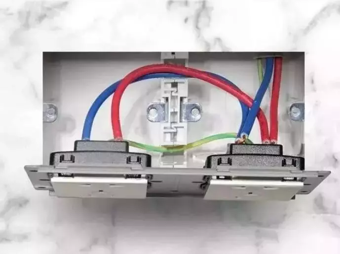 这几招教你立刻识别——假电线、伪劣电线(图1) 这几招教你立刻识别——假电线、伪劣电线(图1)