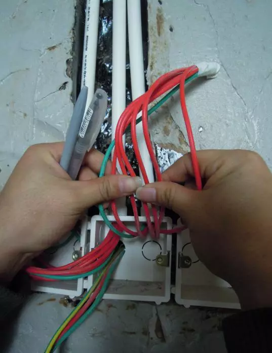 弱电施工布线中线管堵了,穿不过去线怎么办?(图11) 图片