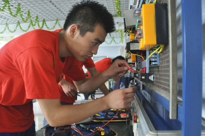 太聪明了，为什么越来越多师傅用这个而不用钢丝绳电线穿管？(图5)