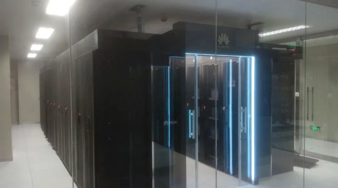 模块化机房与传统机房对比有什么优点?(图1) 模块化机房与传统机房对比有什么优点?(图1)