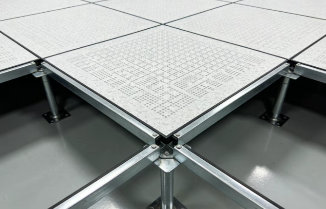 弱电机房为什么要安装防静电地板?(图1)